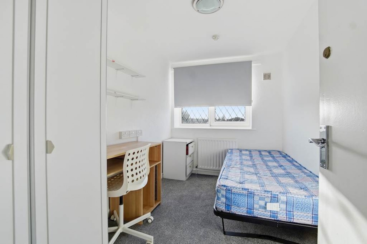 6 bedroom House for Sale Howard Road, Surbiton, Surrey