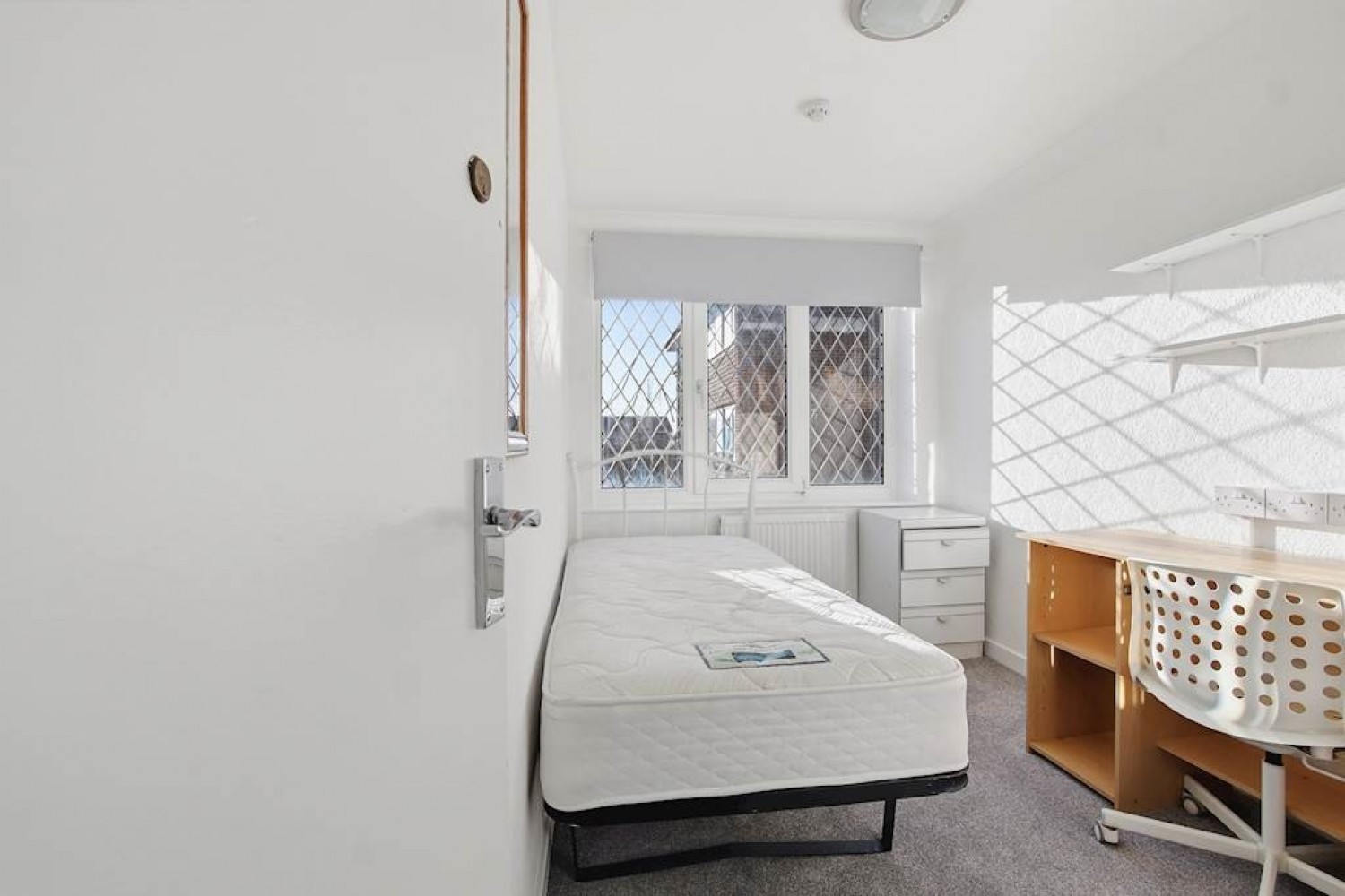 6 bedroom House for Sale Howard Road, Surbiton, Surrey