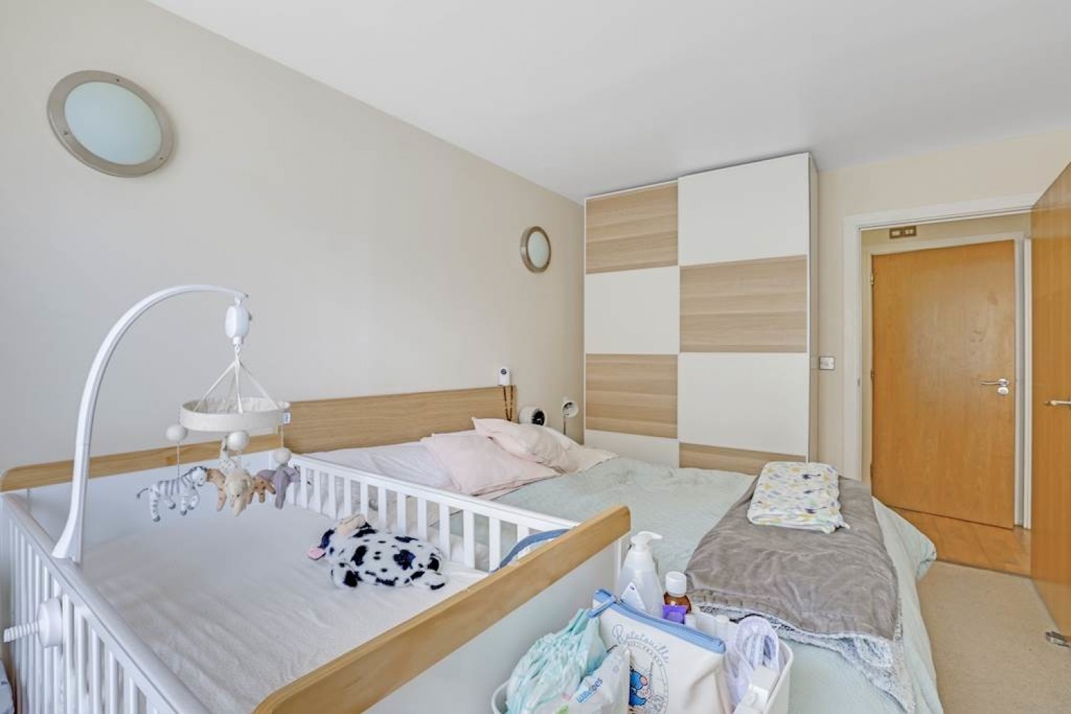 1 bedroom Flat for Sale Peckham Grove, London