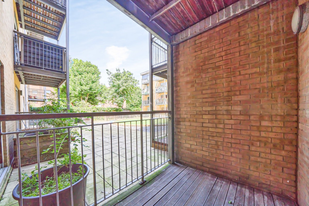 Peckham Grove, London
