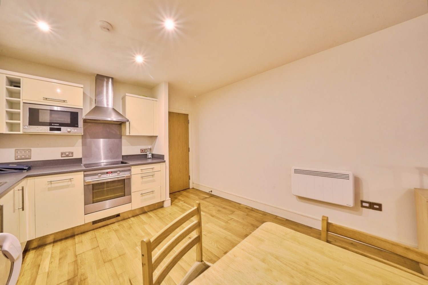 1 bedroom Flat for Sale Peckham Grove, London
