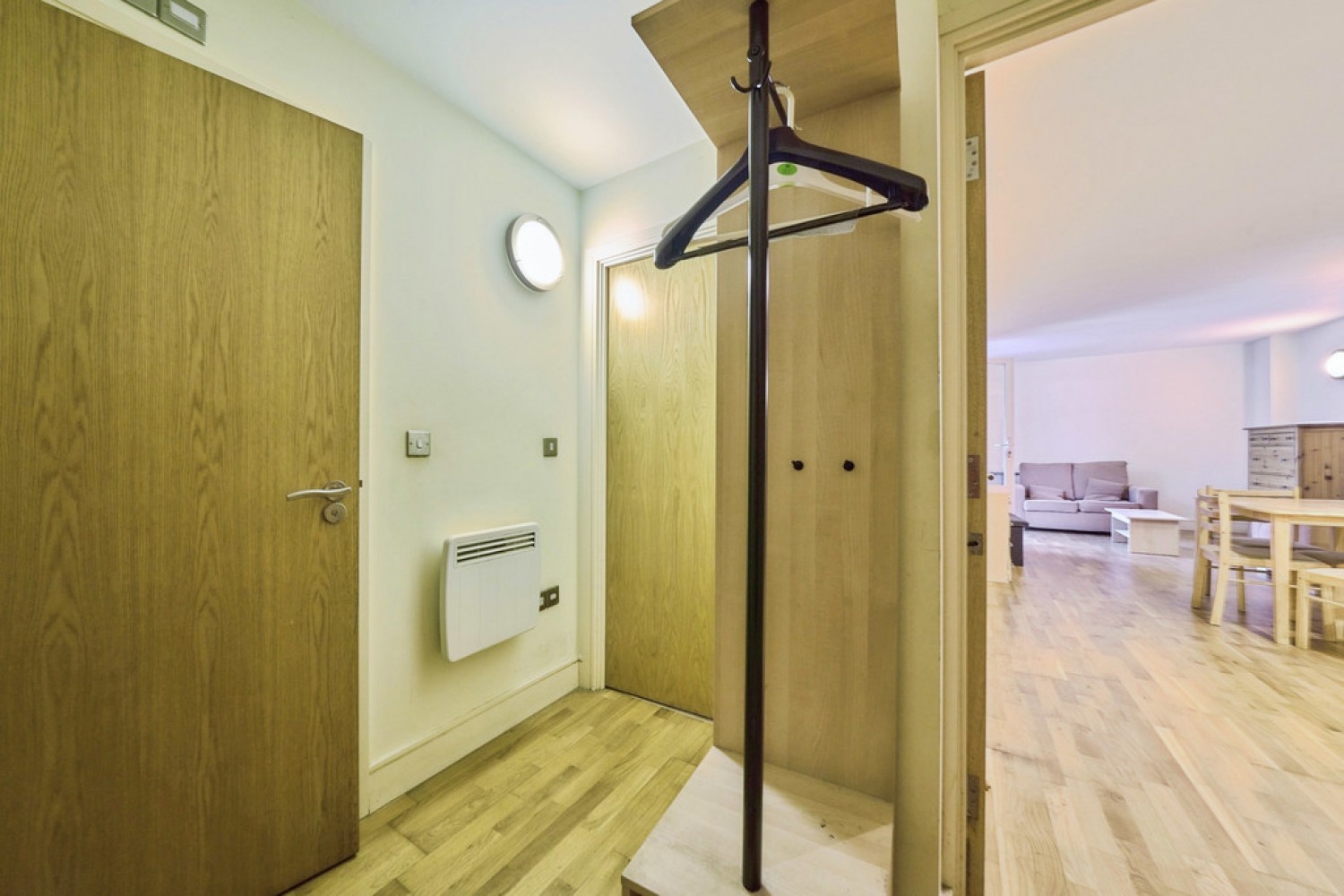 1 bedroom Flat for Sale Peckham Grove, London