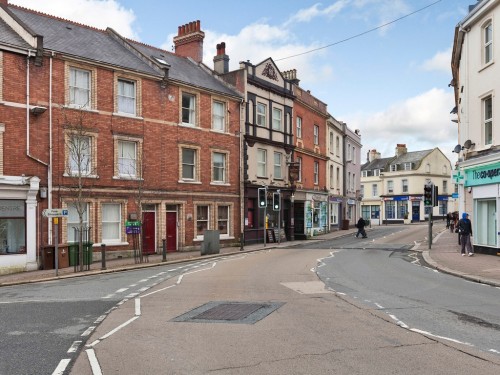Devonport Road, Stoke Village