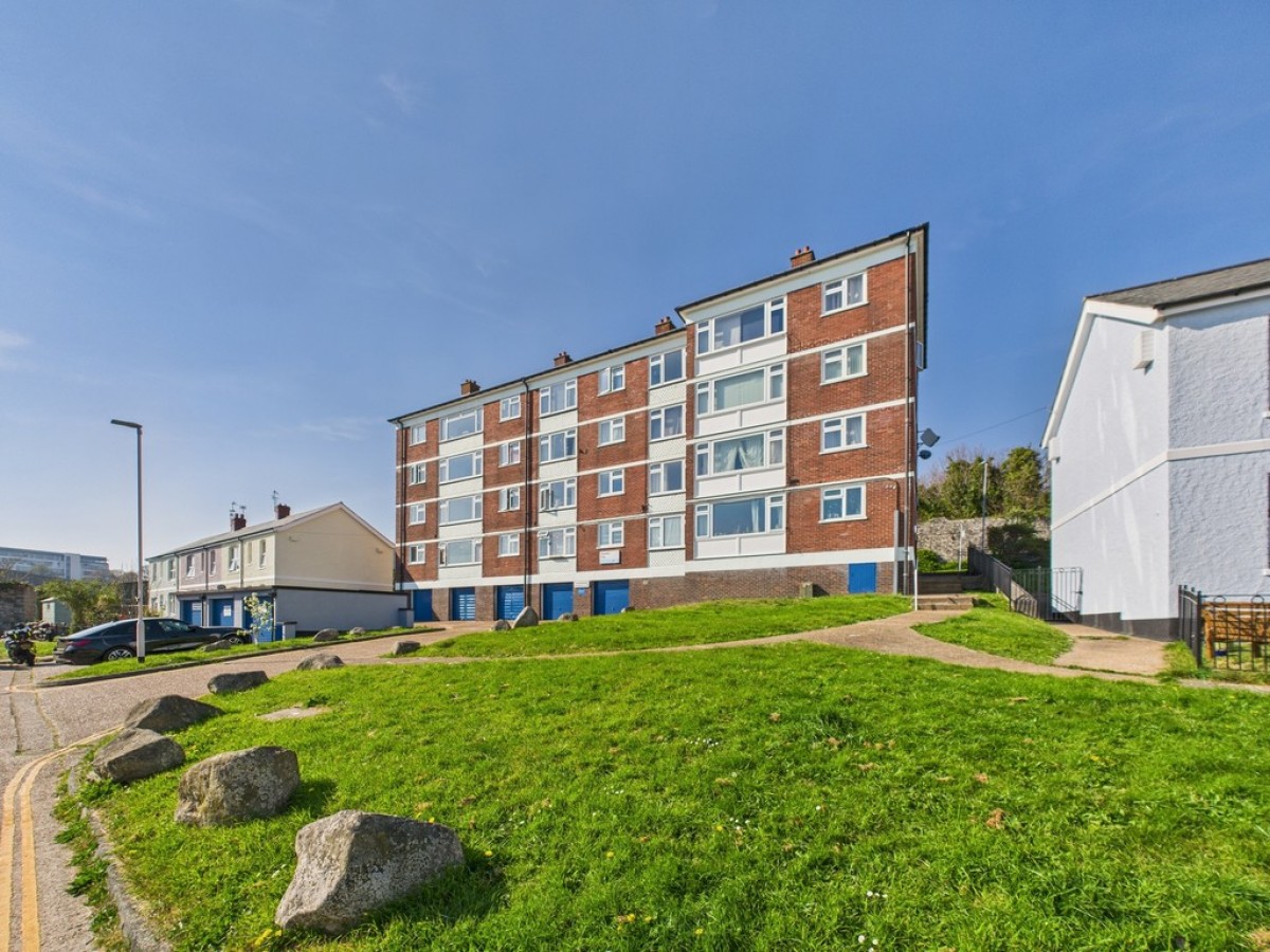 Stonehall Flats, Stonehouse