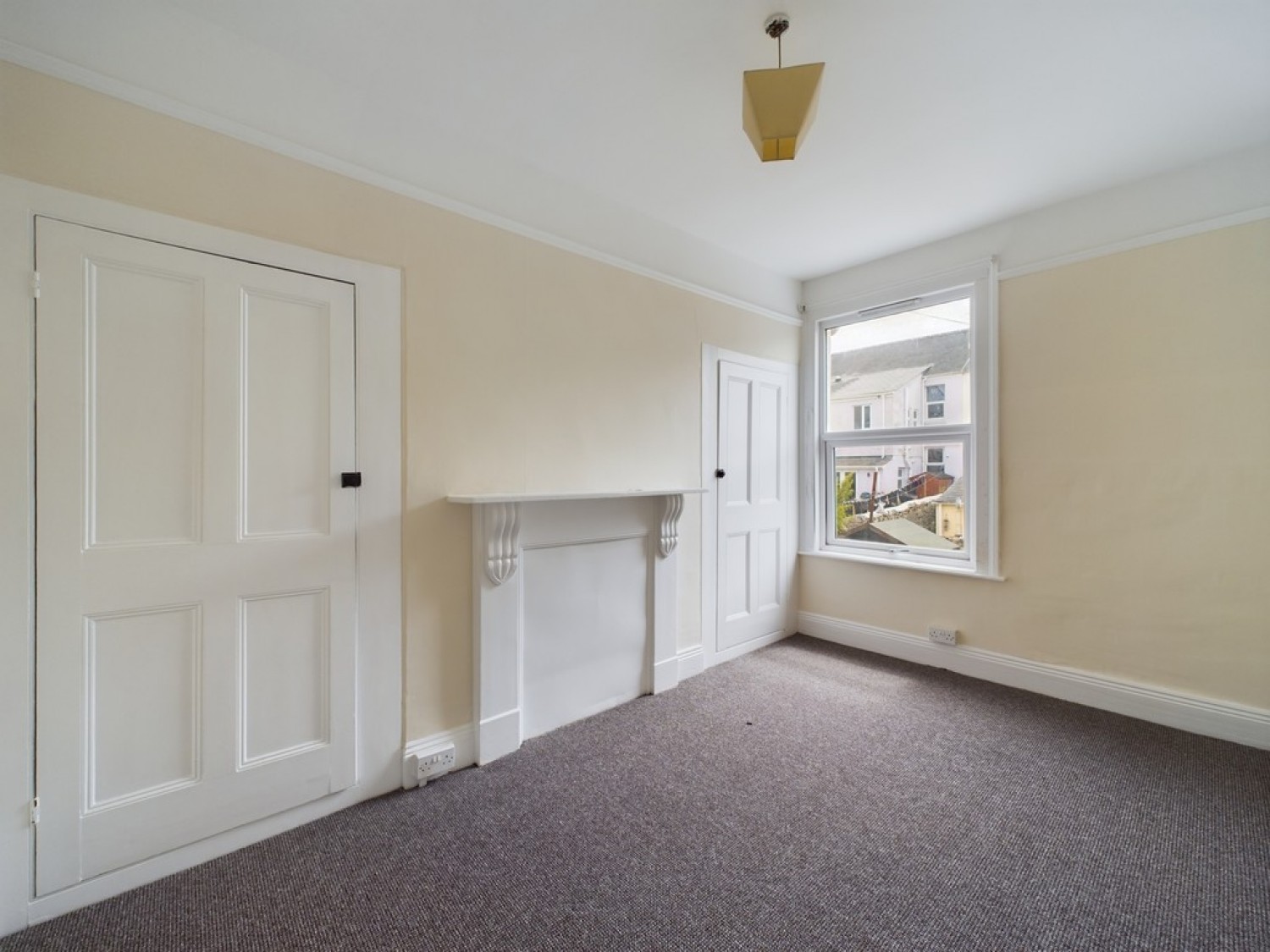 2 bedroom House in Alvington Street, Cattedown