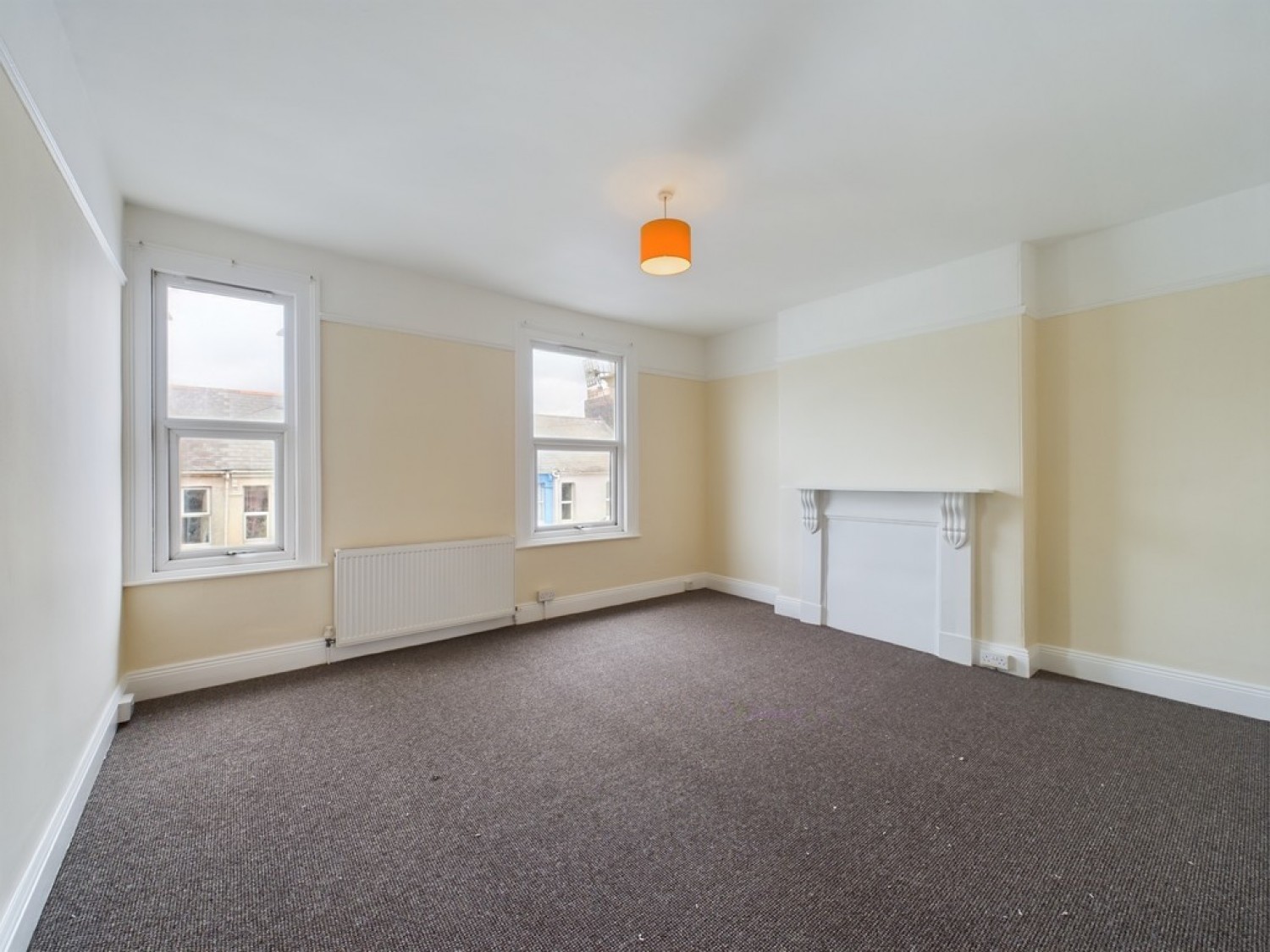 2 bedroom House in Alvington Street, Cattedown