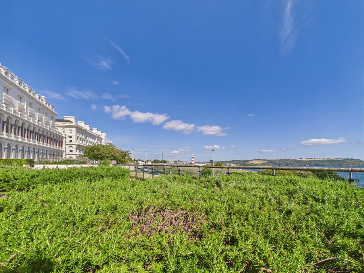 Grand Hotel Road, The Hoe