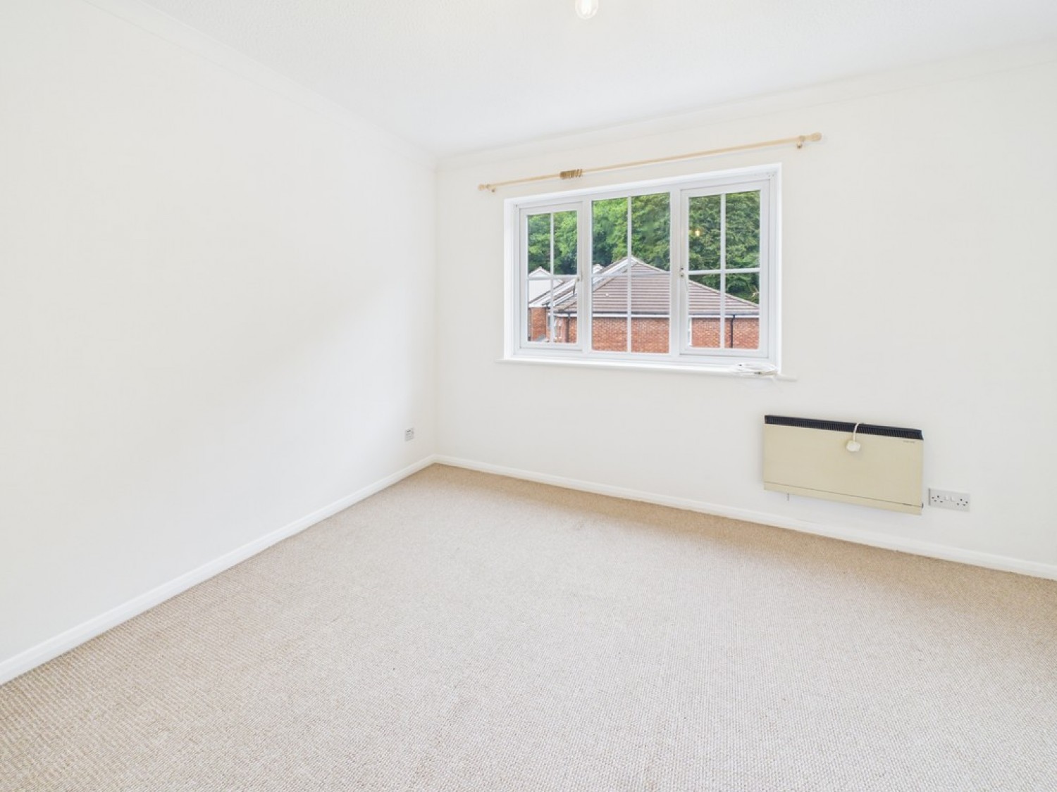 2 bedroom Flat for Letting Crabtree Close, Marsh Mills, Plymouth