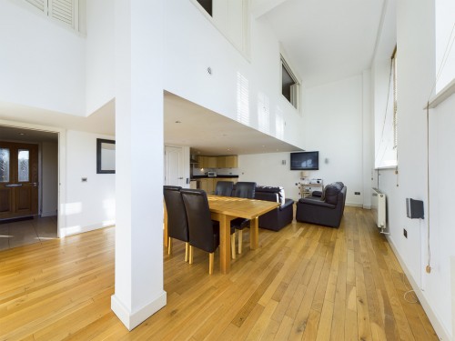 City View, Stonehouse