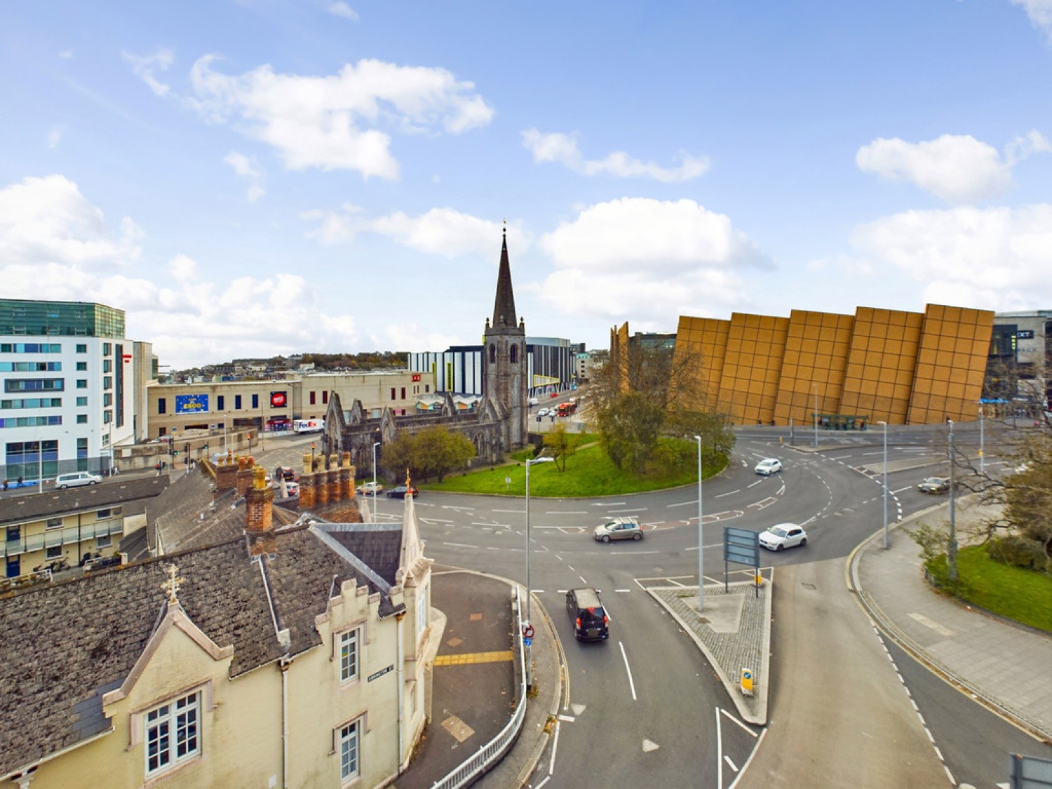 2 bedroom Flat for Letting Ebrington Street, City Centre