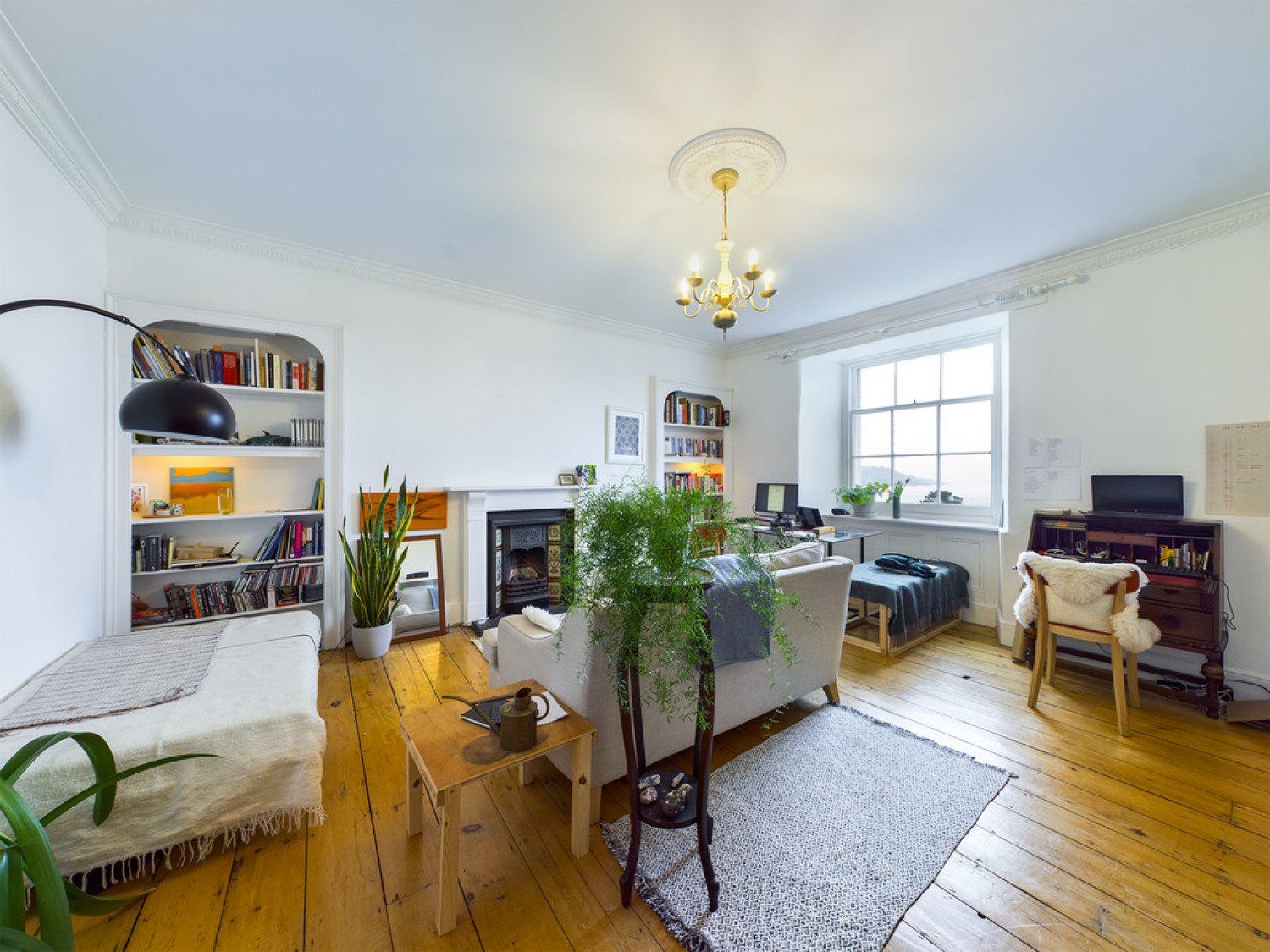 2 bedroom Flat for Letting The Esplanade, The Hoe