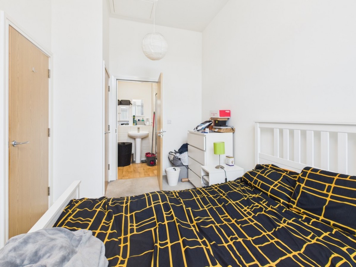 George Place, Millbay