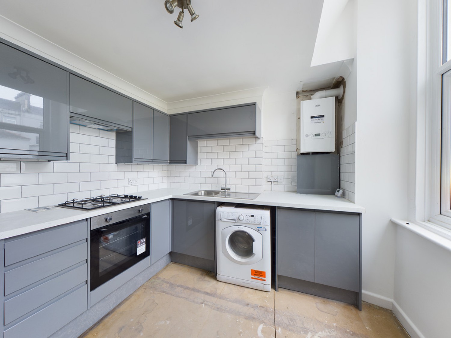 1 bedroom Flat for Letting Holyrood Place, The Hoe