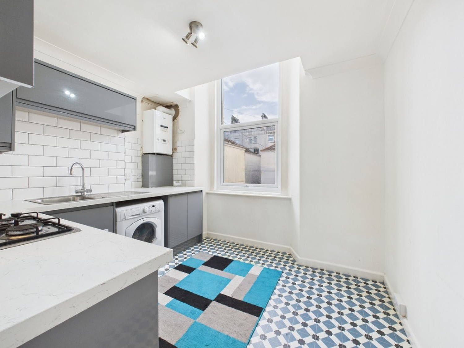 1 bedroom Flat for Letting Holyrood Place, The Hoe