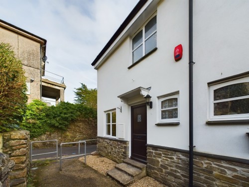 Old Bakery Cottages, Yealmpton