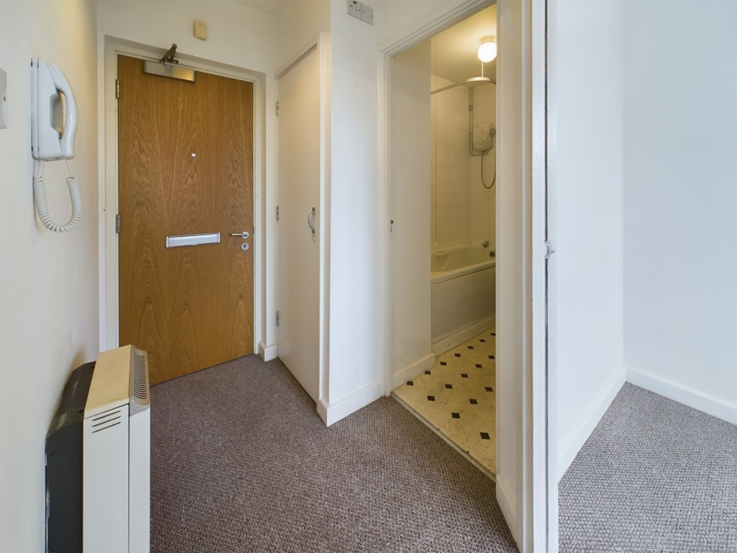 Derry`s Cross, City Centre