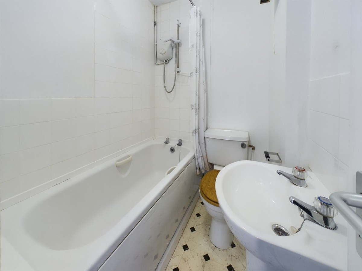 Derry`s Cross, City Centre