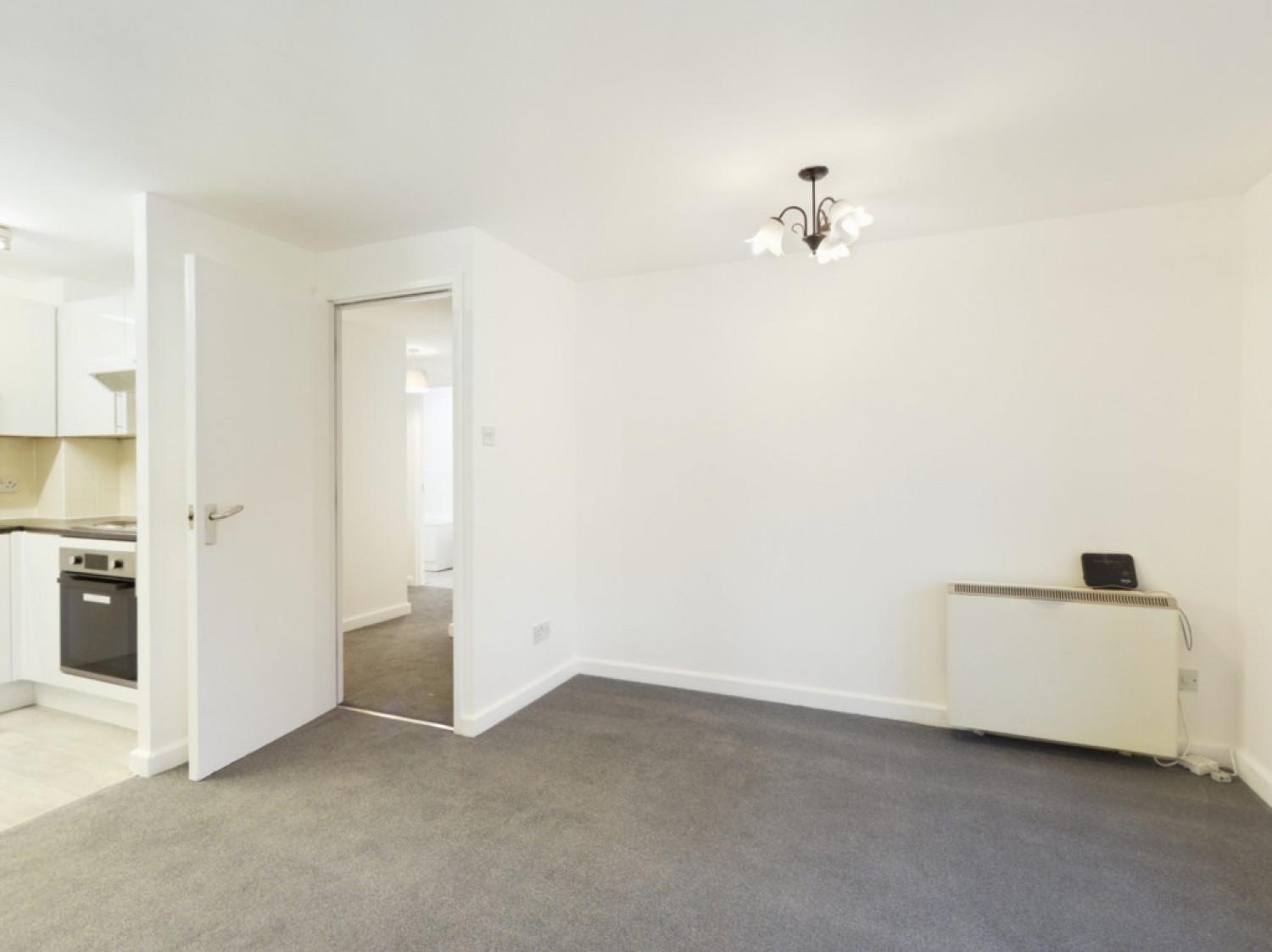 2 bedroom Flat for Letting Derry's Cross, City Centre