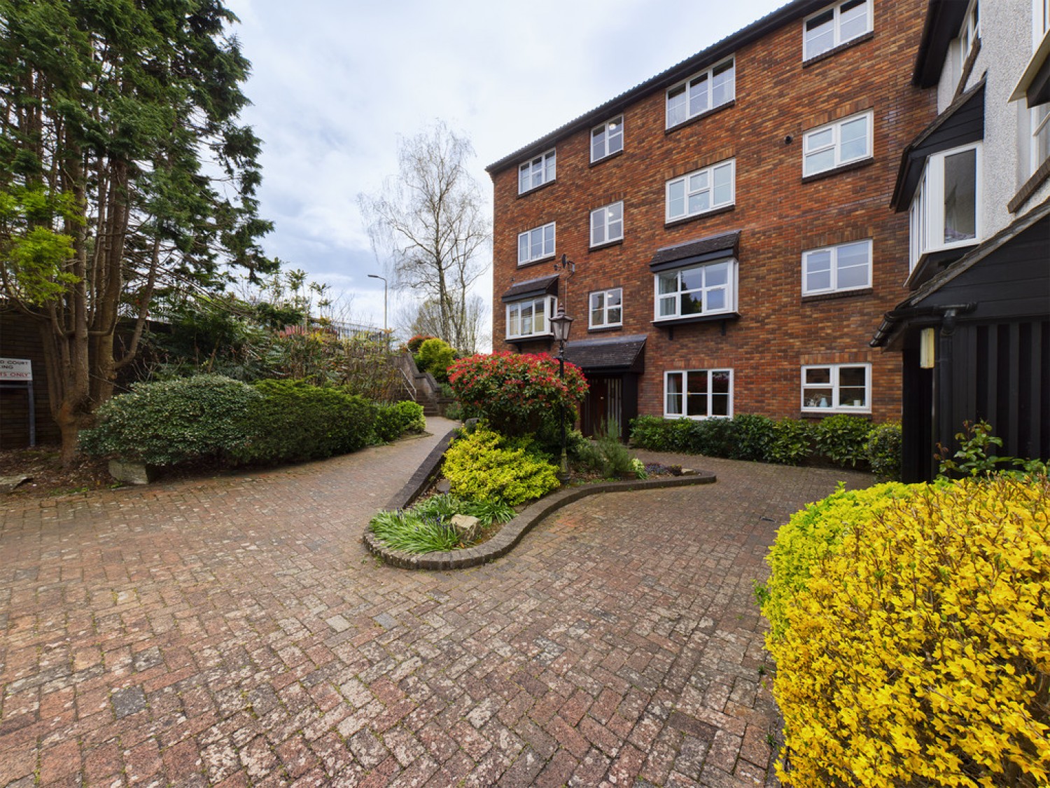 Portland Court, Stoke