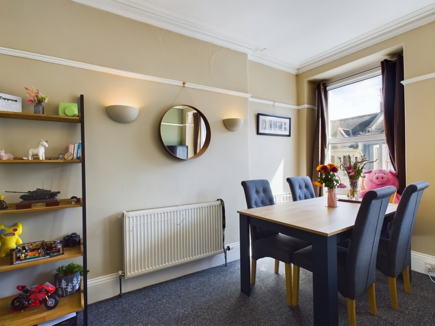 1 bedroom Flat for Letting Whittington Street, Pennycomequick