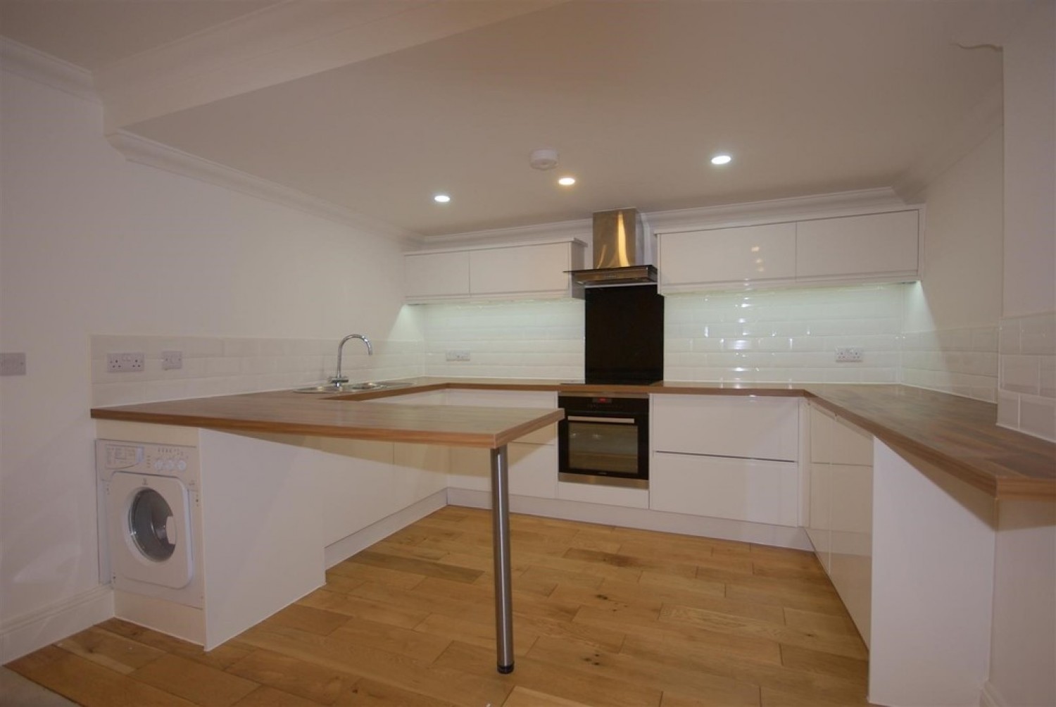 2 bedroom Flat for Letting Elliot Street, The Hoe, Plymouth