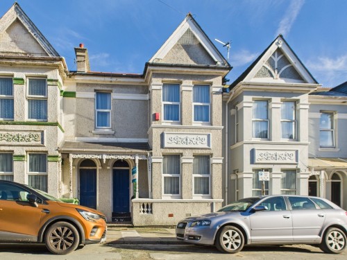 Eton Avenue, Stonehouse