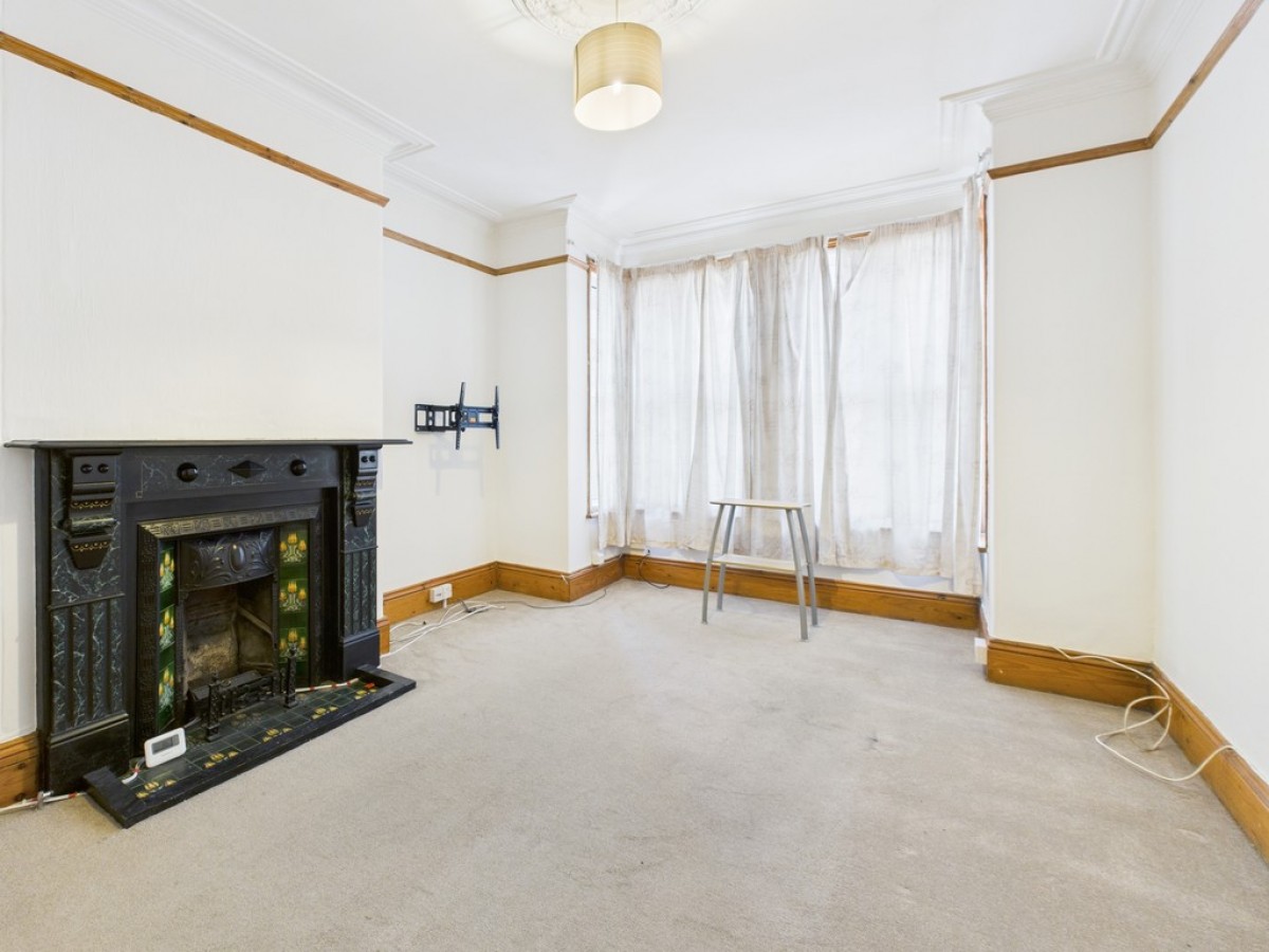 Eton Avenue, Stonehouse