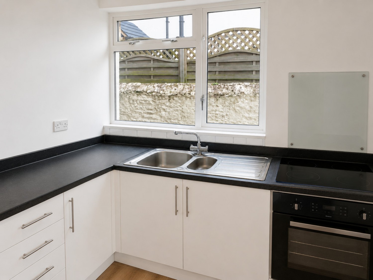 1 bedroom Flat for Letting St Leonards Road, Cattedown, Plymouth