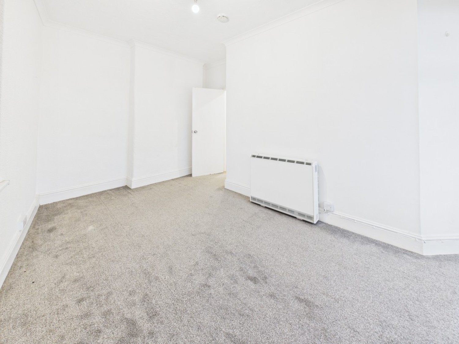 1 bedroom Flat for Letting Milehouse Road, Stoke