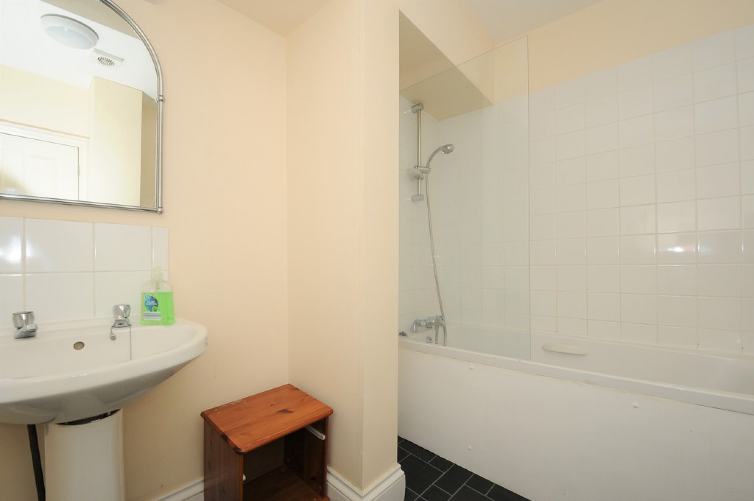 Mutley Plain, Mutley