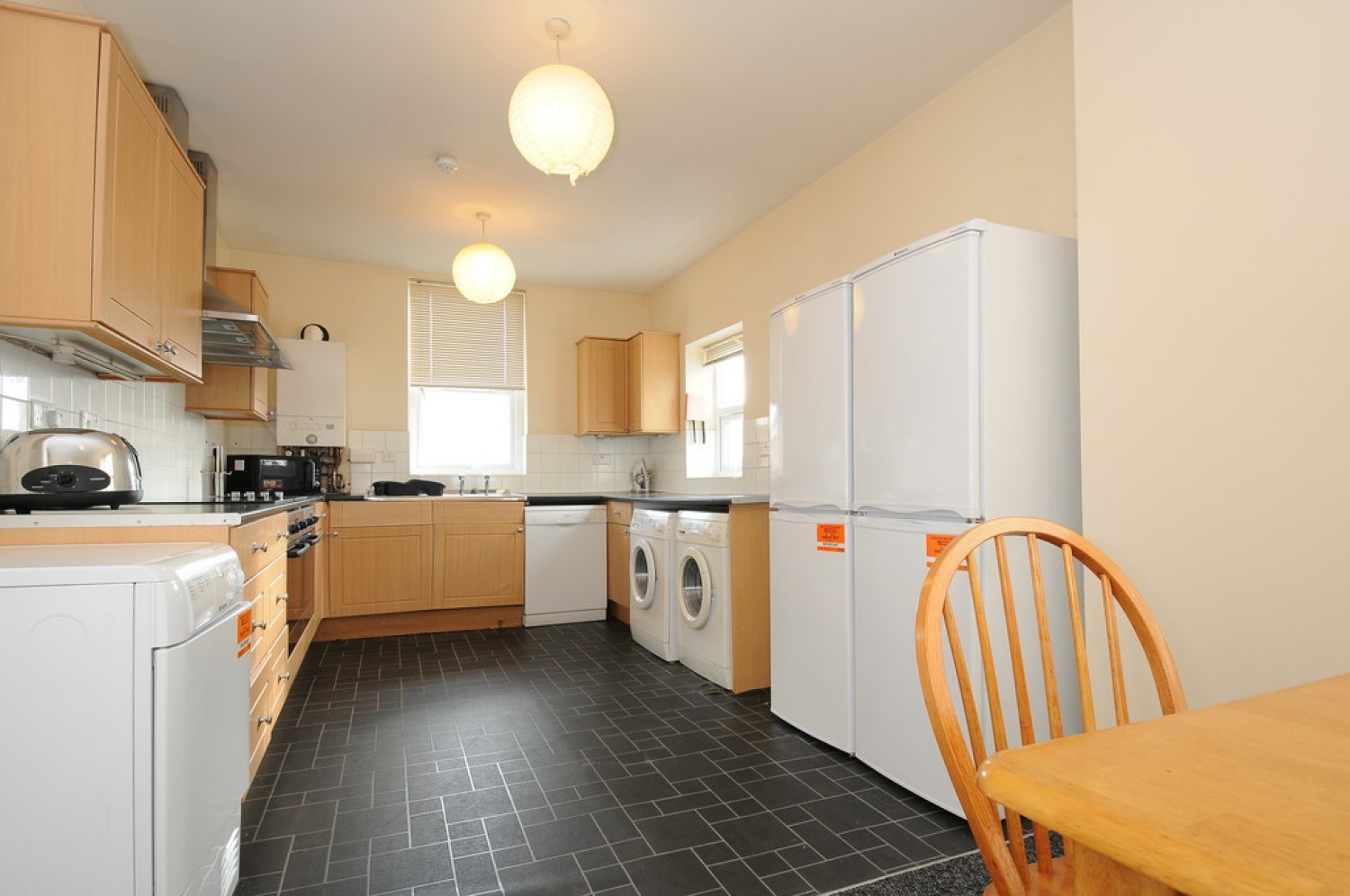 Mutley Plain, Mutley