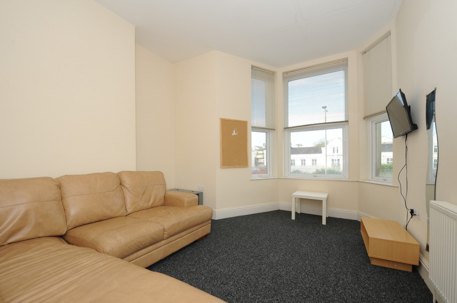 Mutley Plain, Mutley