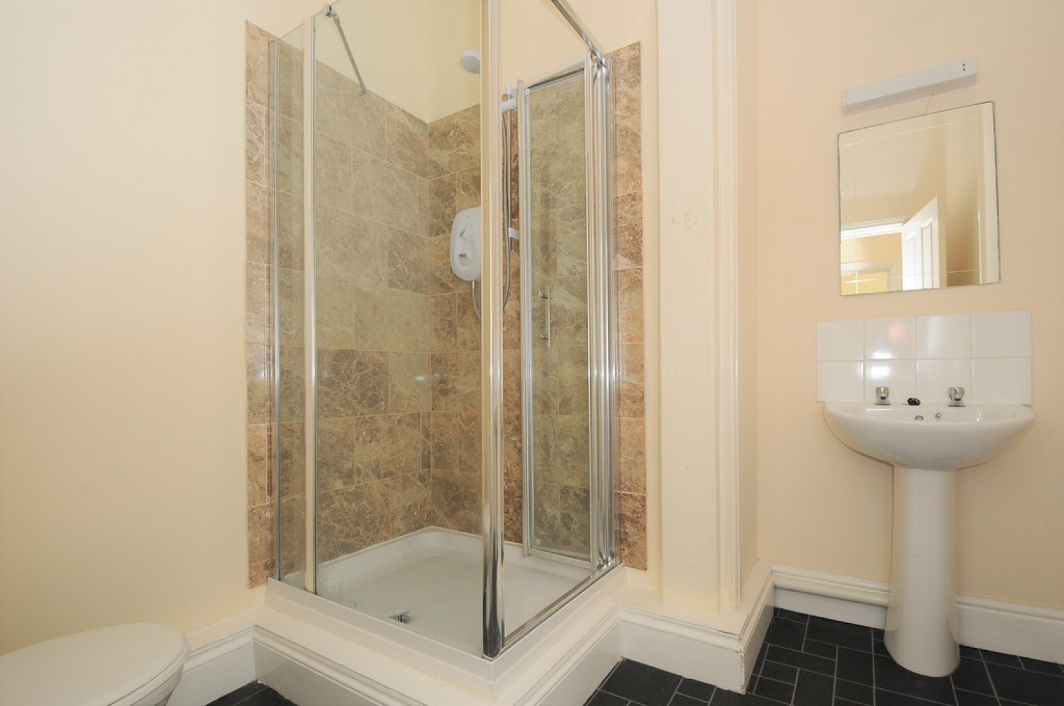 Mutley Plain, Mutley