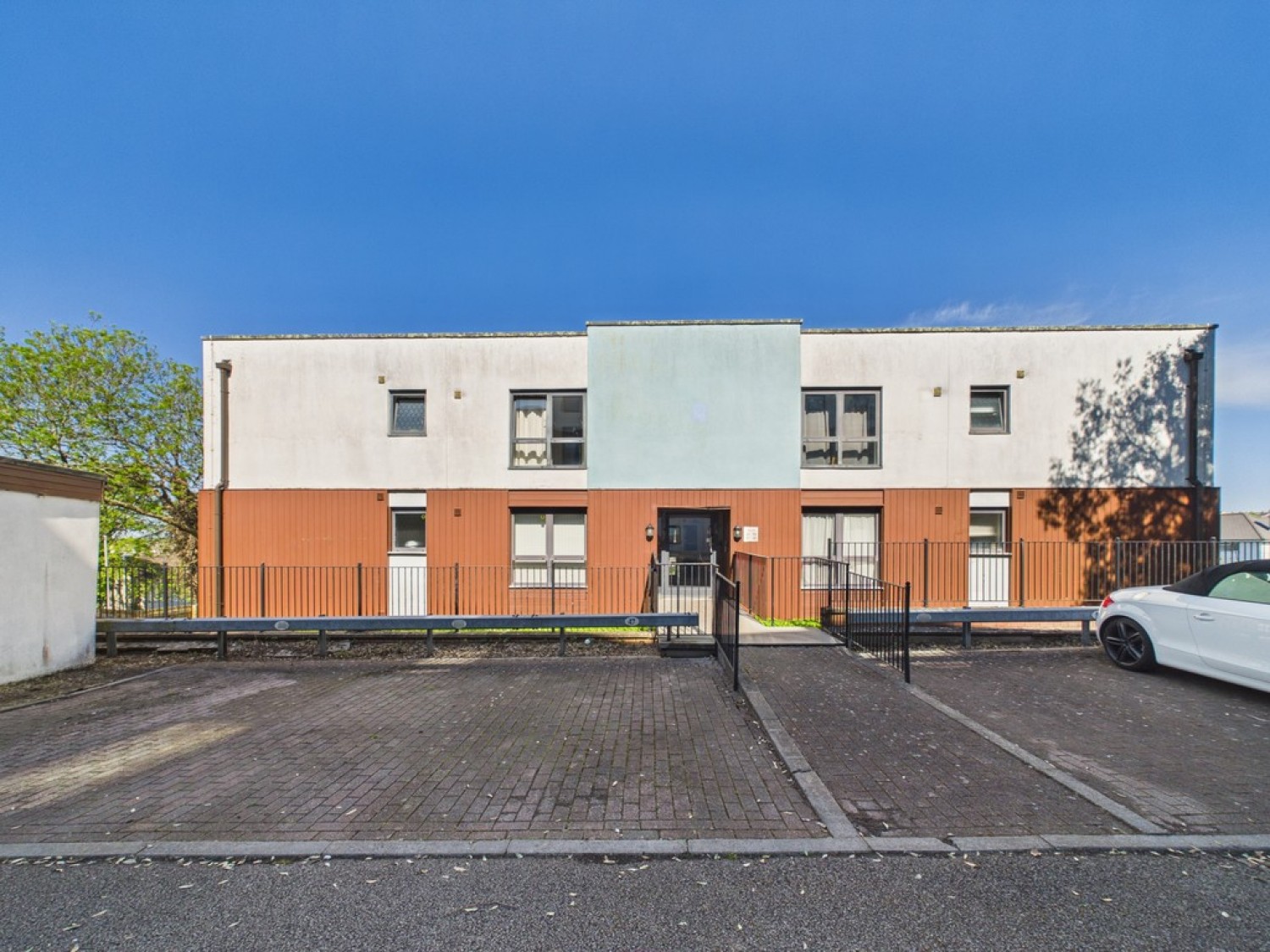 2 bedroom Flat for Letting Oates Road, Milehouse