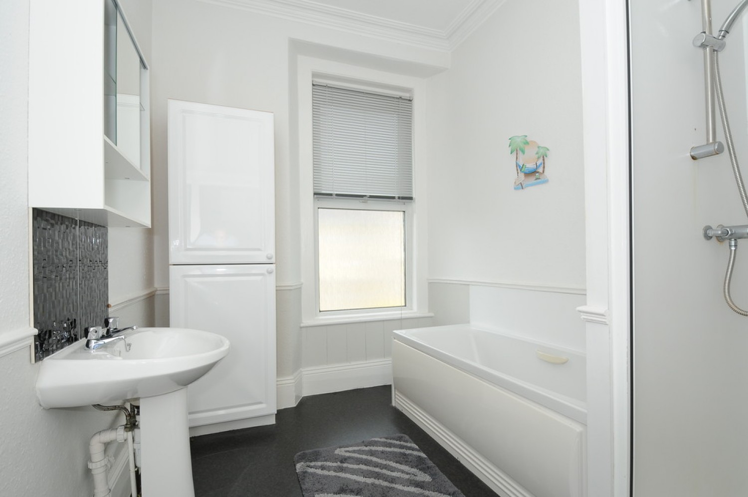 6 bedroom House of Multiple Occupation in May Terrace, St Judes