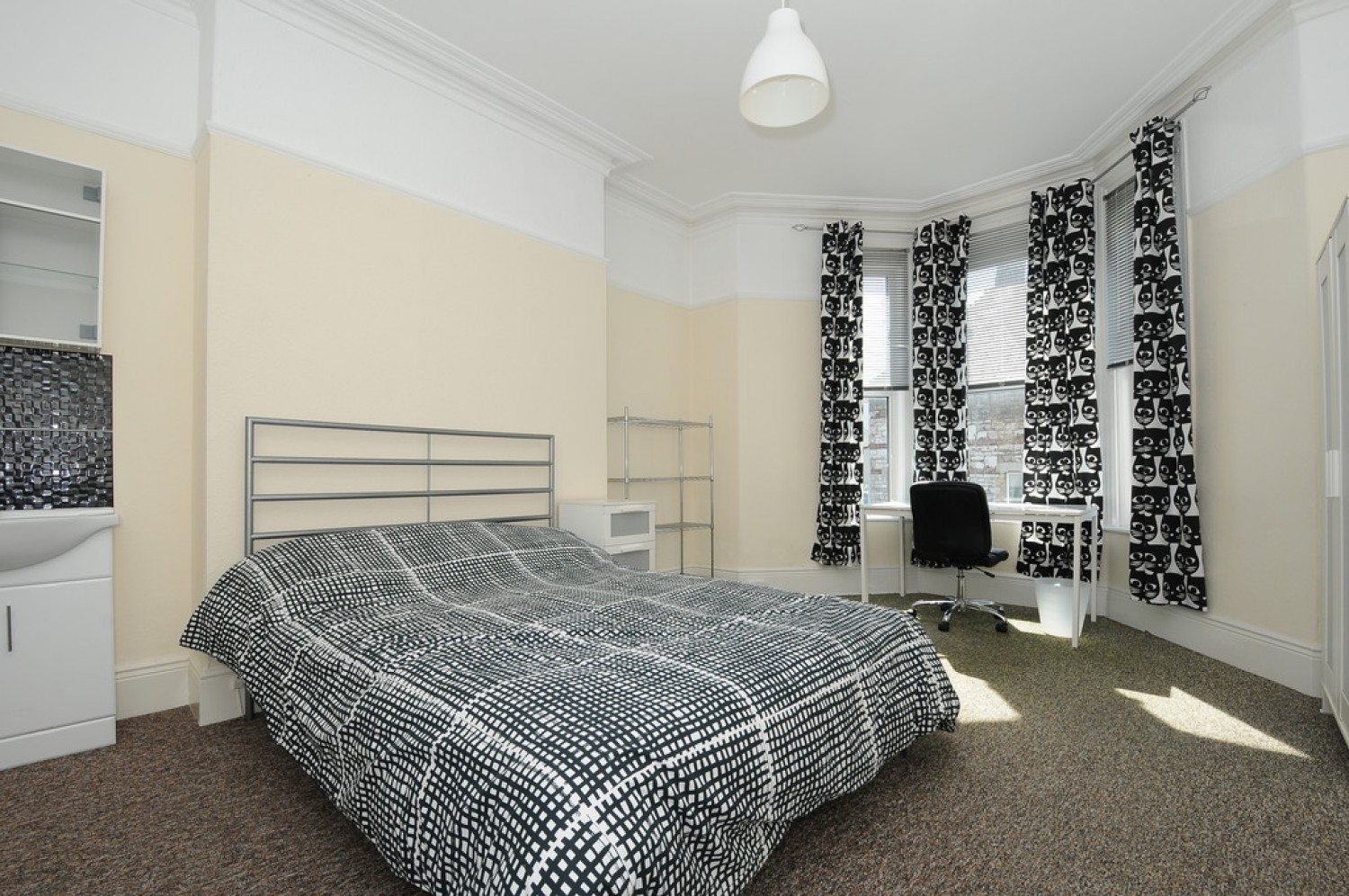 6 bedroom House of Multiple Occupation in May Terrace, St Judes