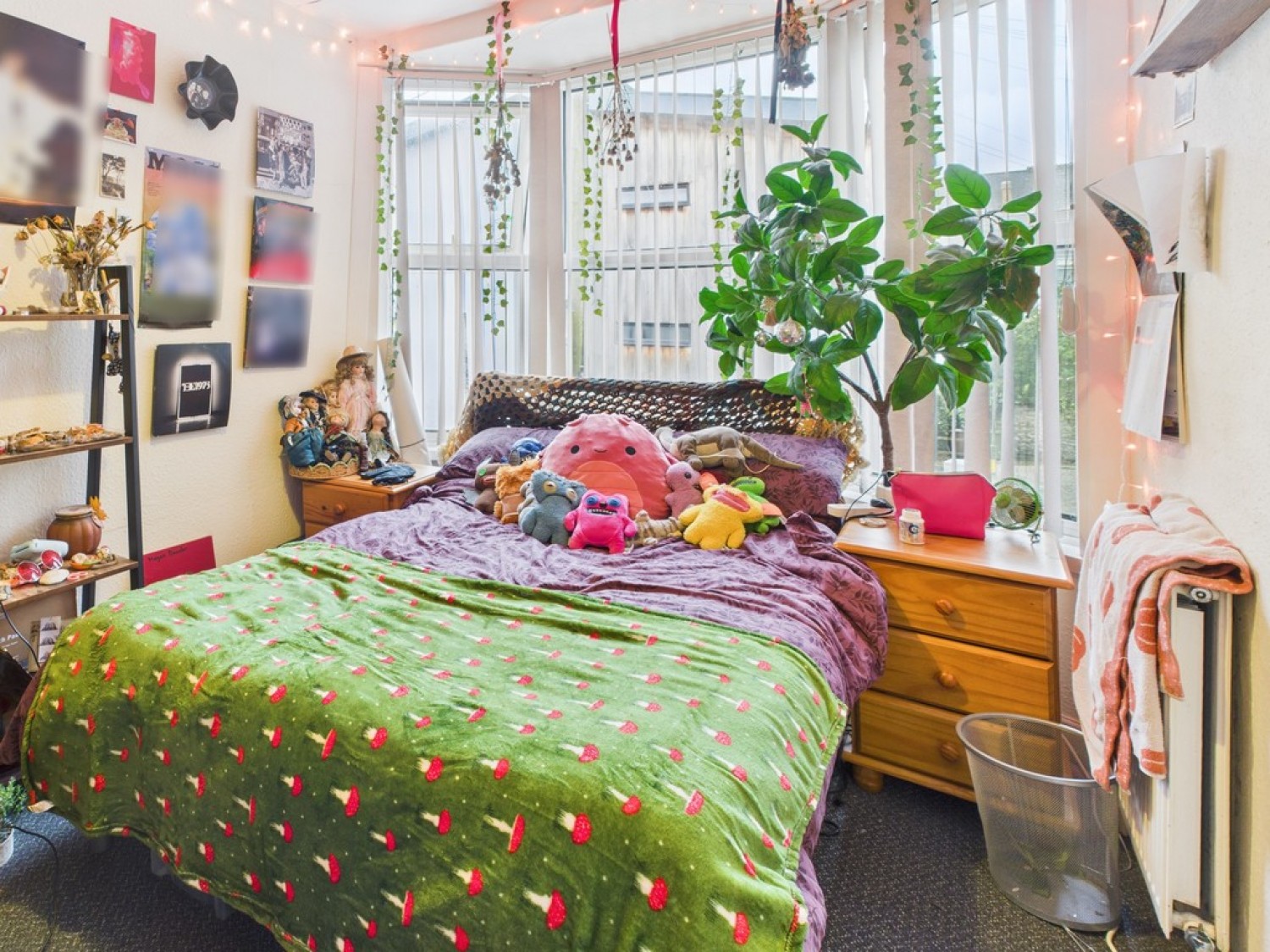 5 bedroom House of Multiple Occupation in Beatrice Avenue, St Judes