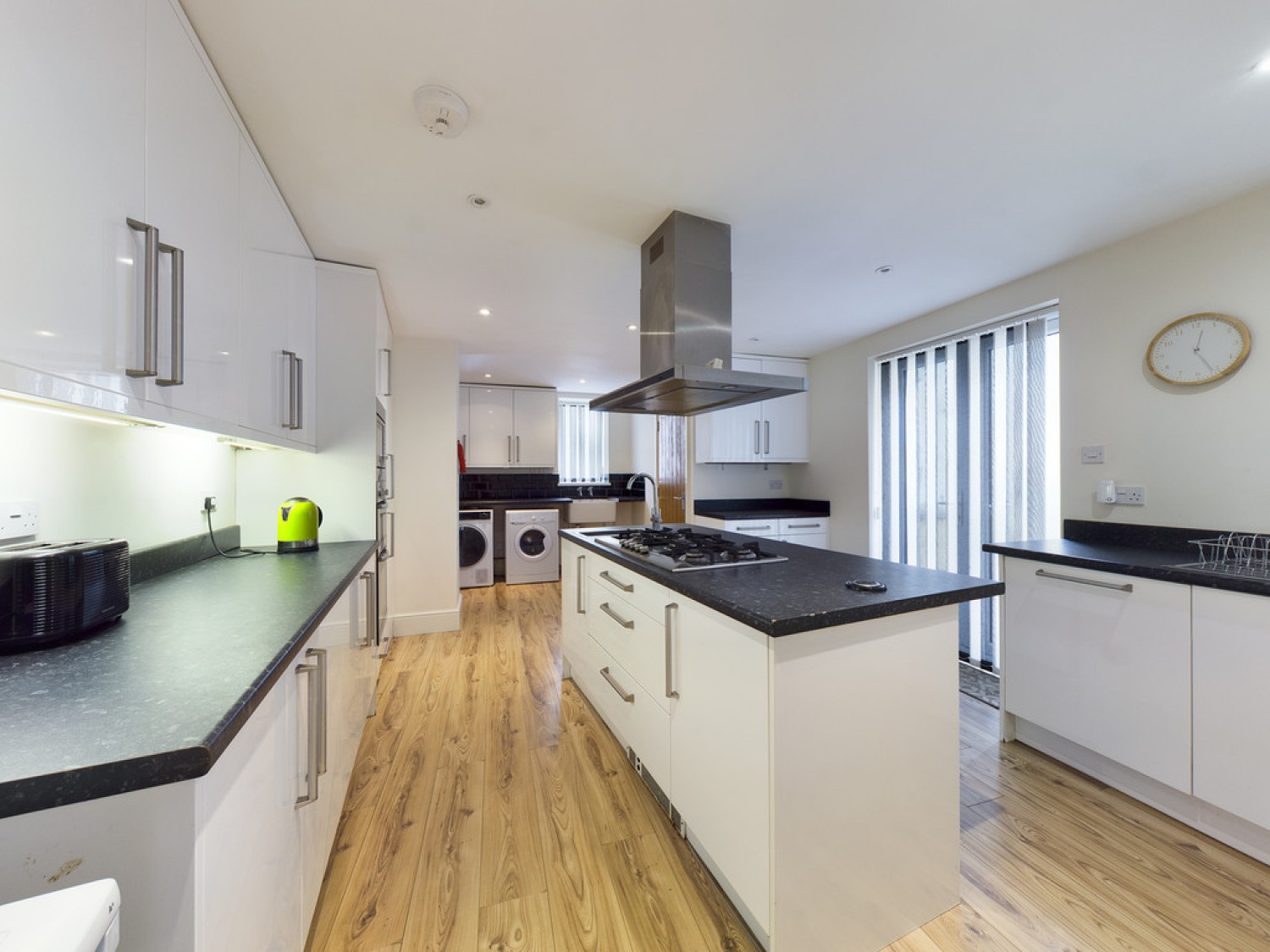 4 bedroom House for Letting Grenville Road, St Judes