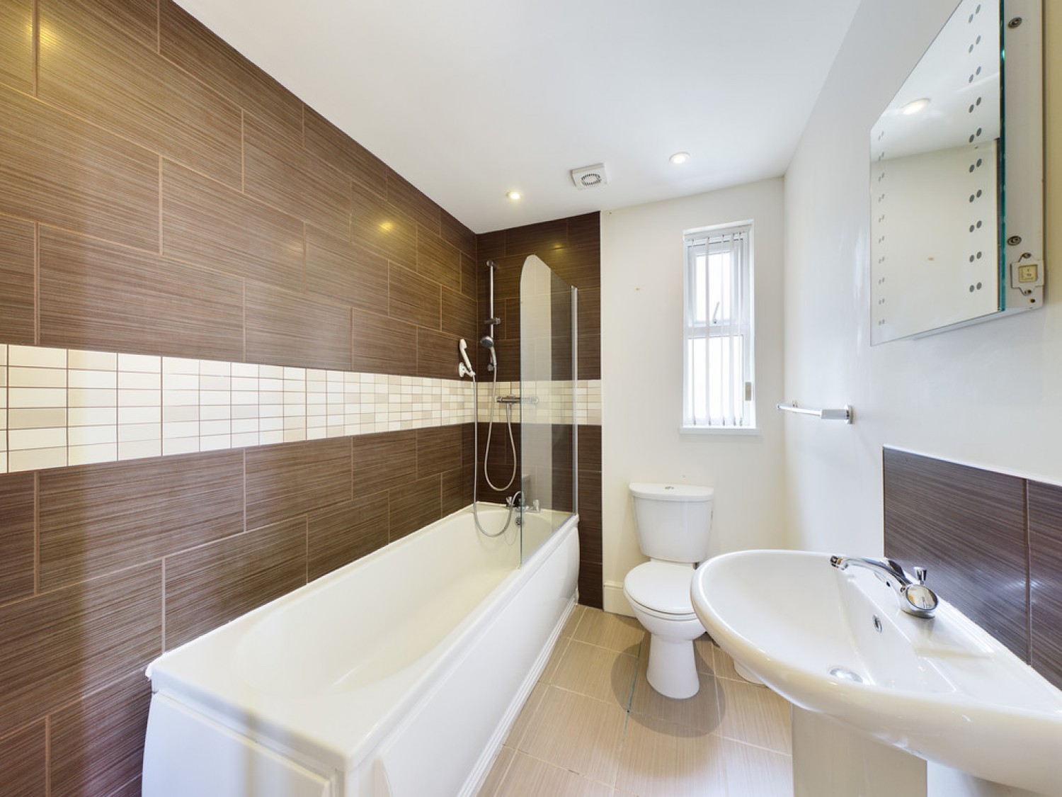 4 bedroom House for Letting Grenville Road, St Judes