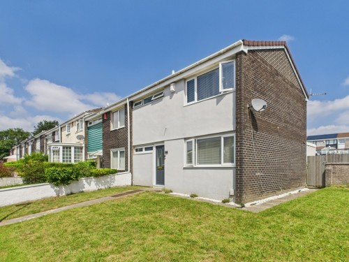 Thackeray Gardens, Manadon