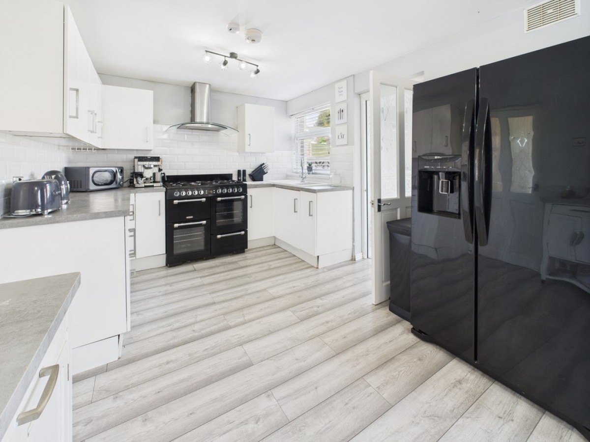 Thackeray Gardens, Manadon