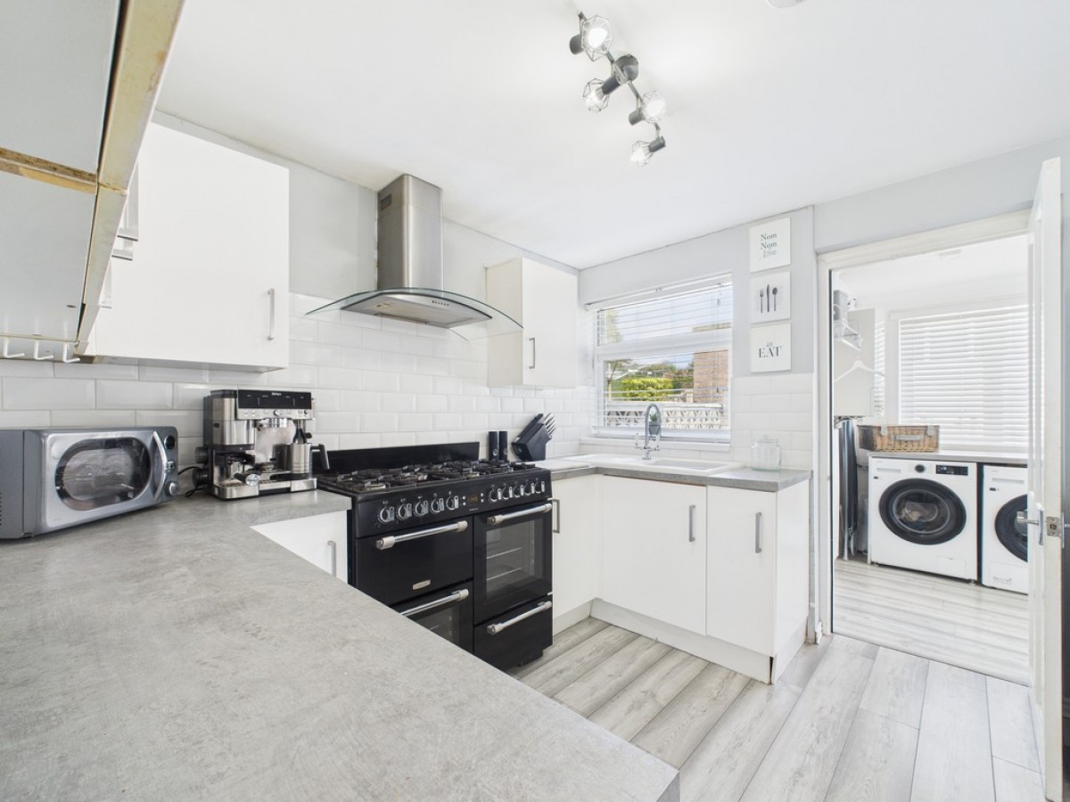 Thackeray Gardens, Manadon