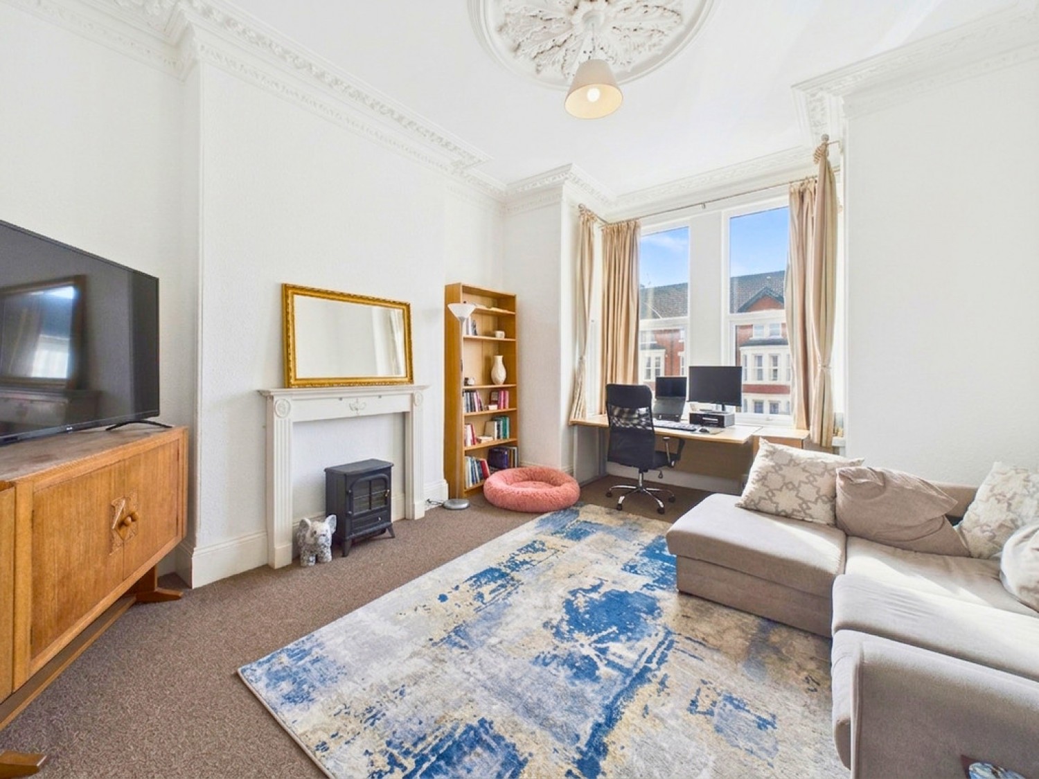 1 bedroom Flat for Letting Salisbury Road, St Judes