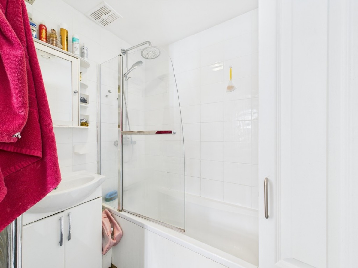 1 bedroom Flat for Letting Salisbury Road, St Judes