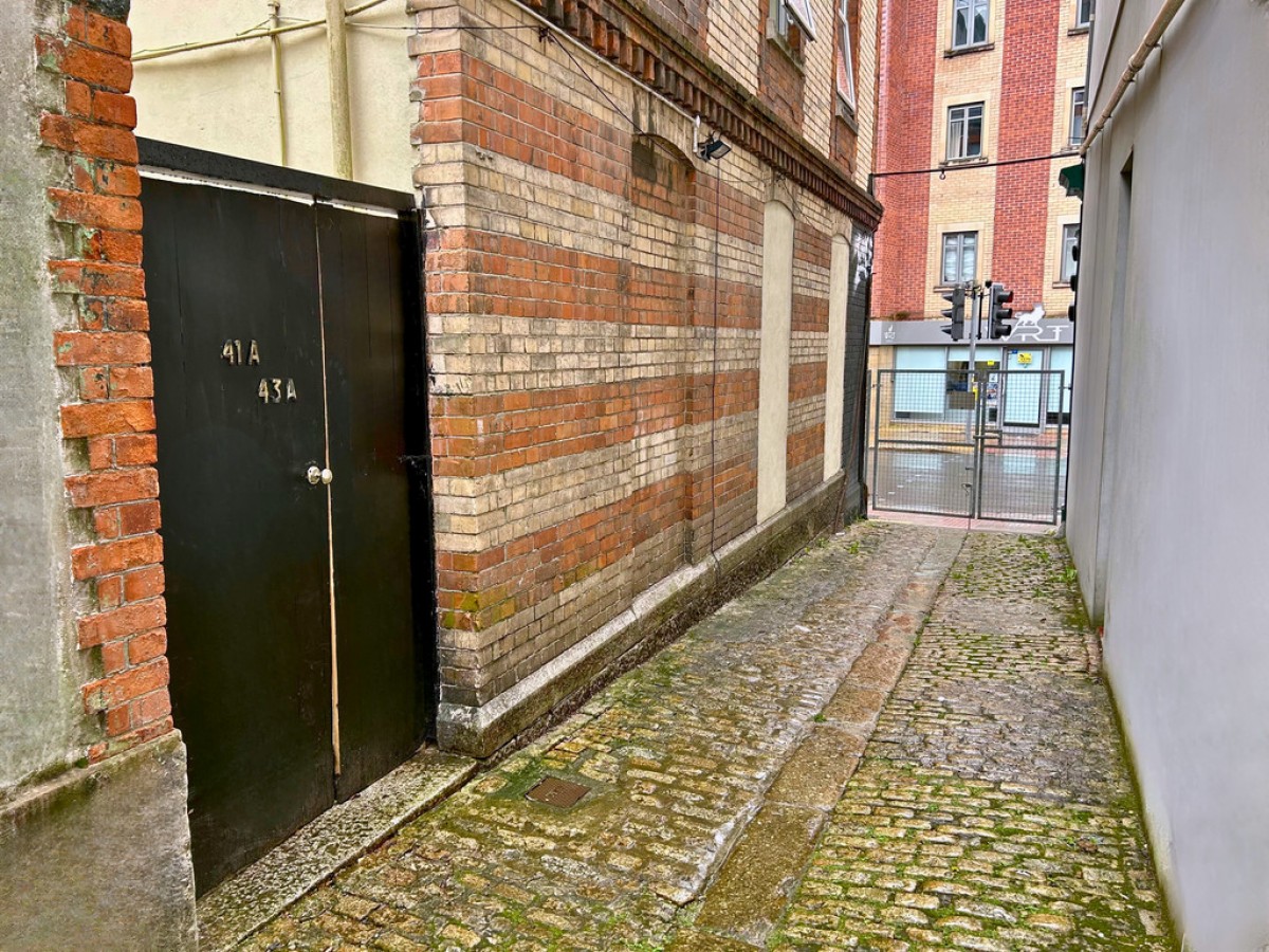 Bretonside, The Barbican