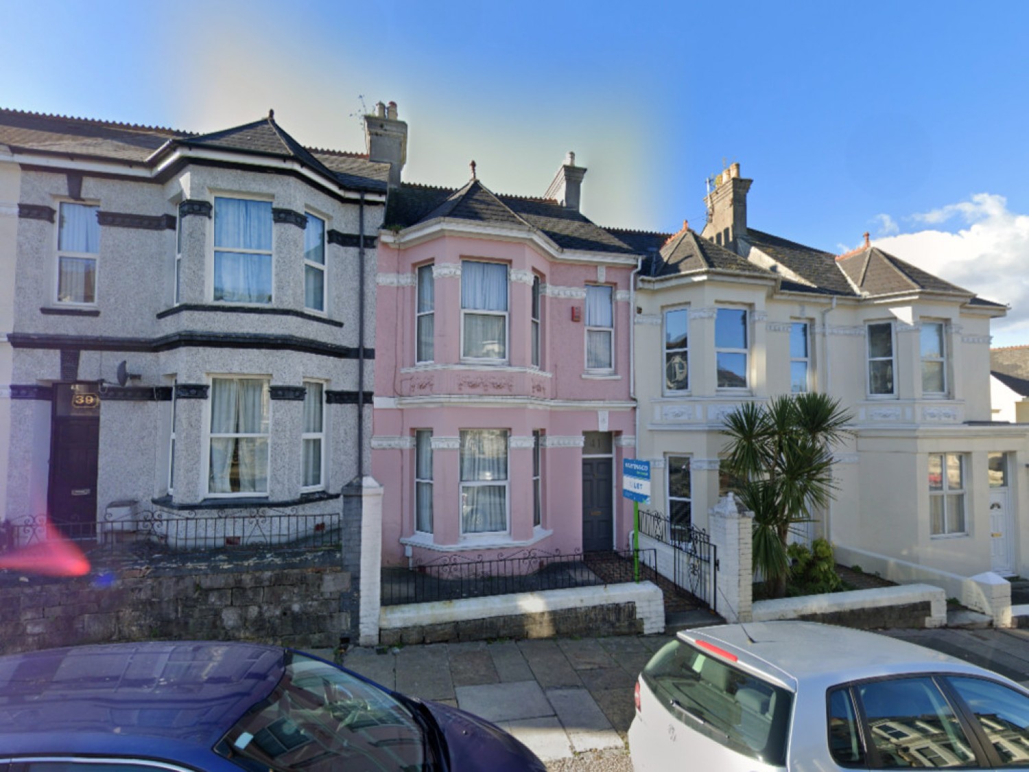 Derry Avenue, Mutley