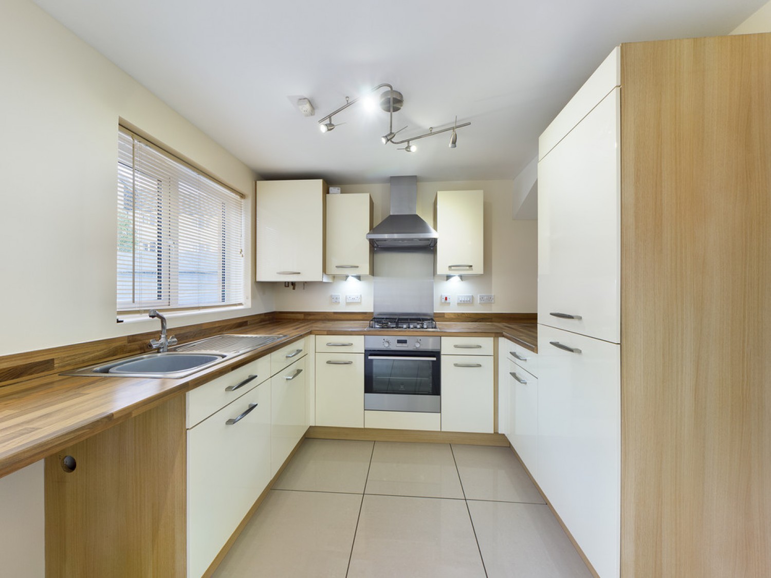 Bluebell Street, Palmerston Heights