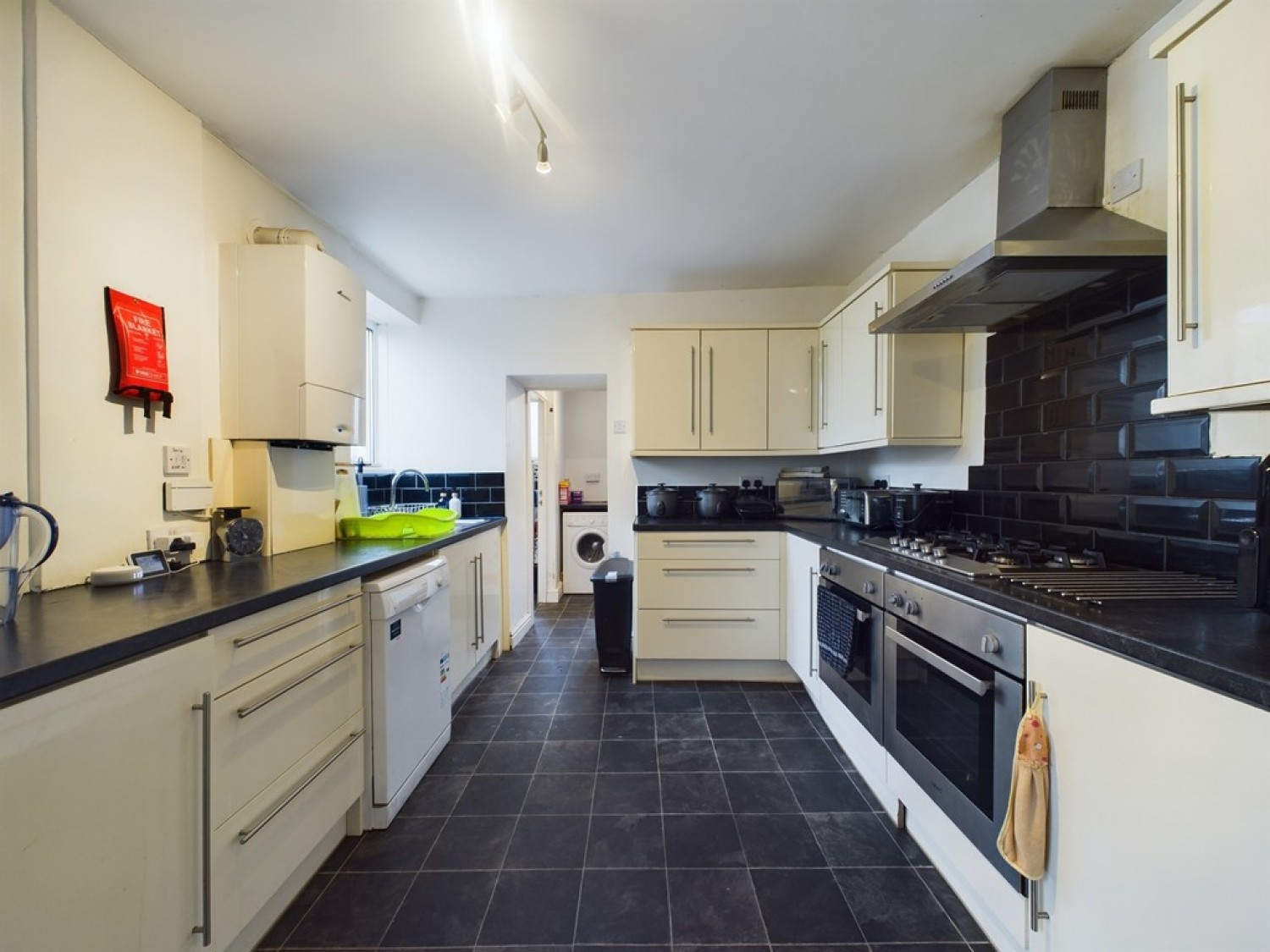5 bedroom House for Letting Cheltenham Place, Greenbank