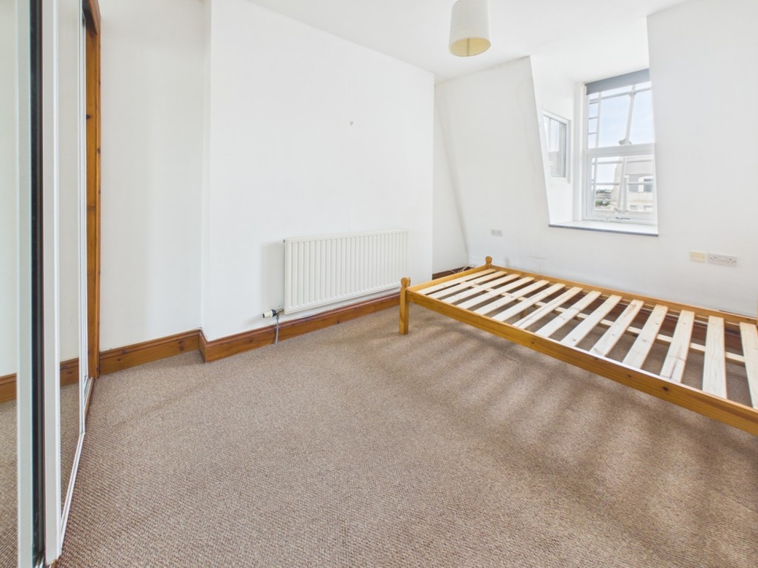 1 bedroom Flat for Letting Citadel Road, The Hoe