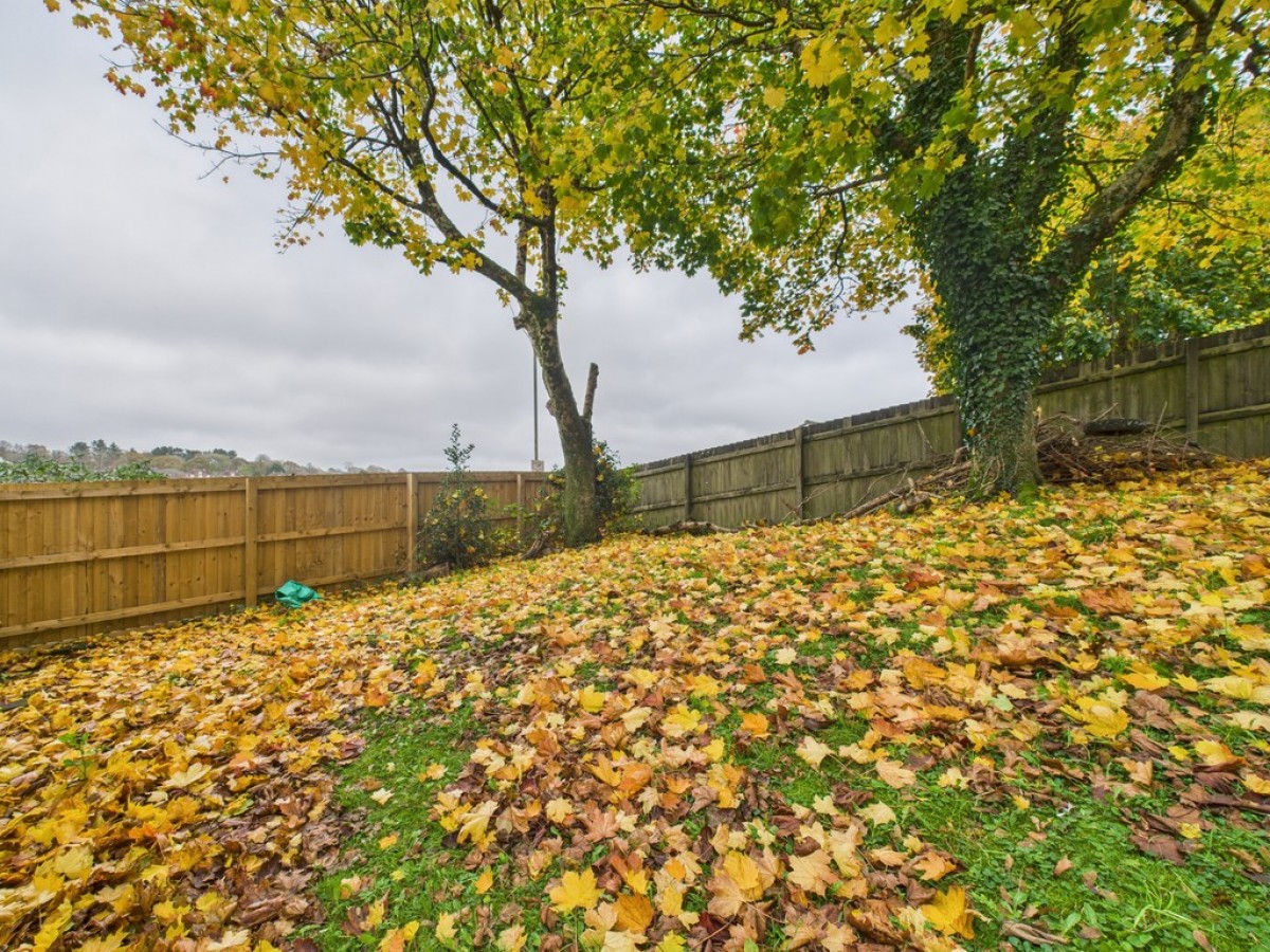 Tailyour Road, Crownhill